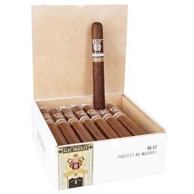 Alec Bradley Project 40  Maduro Toro 6x52