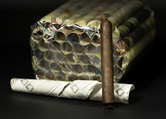 Maduro Super Premium newspaper