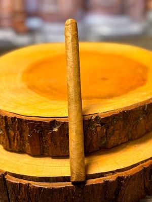Fresh Rolled Premium Cigars - Lancero/Panetela 7x38