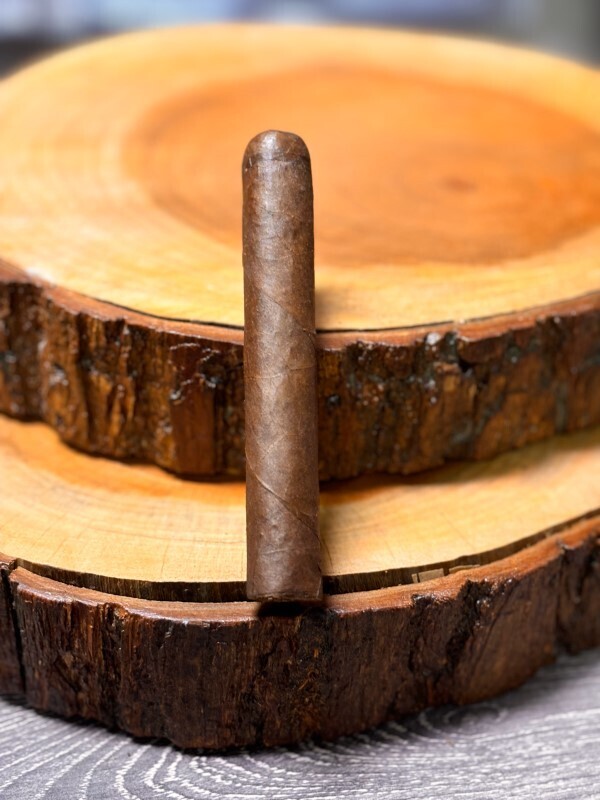 Fresh Rolled Premium Cigars - Robusto 5x52