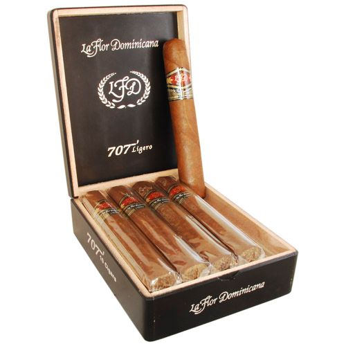 La Flor Dominicana Ligero Natural 707