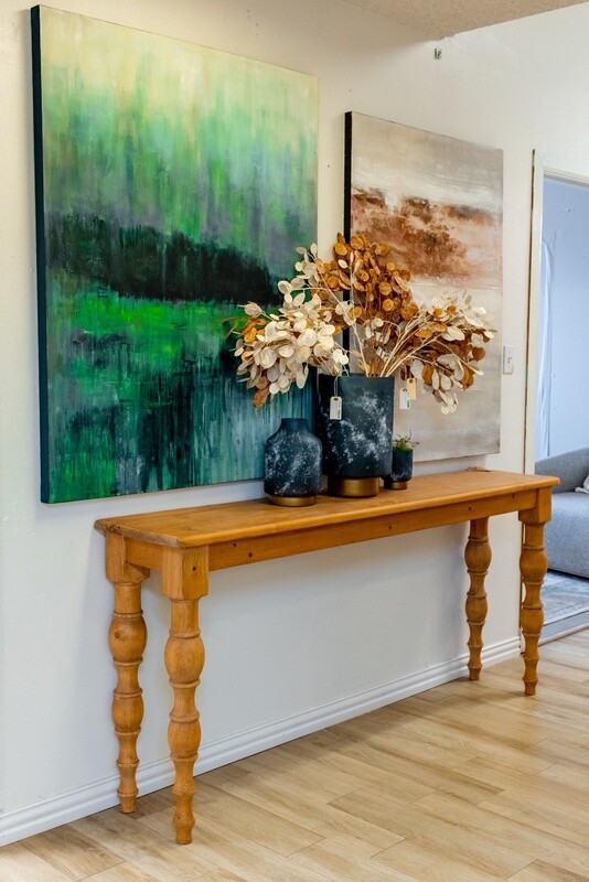AMV- SOFA TABLE TURNED LEGS
