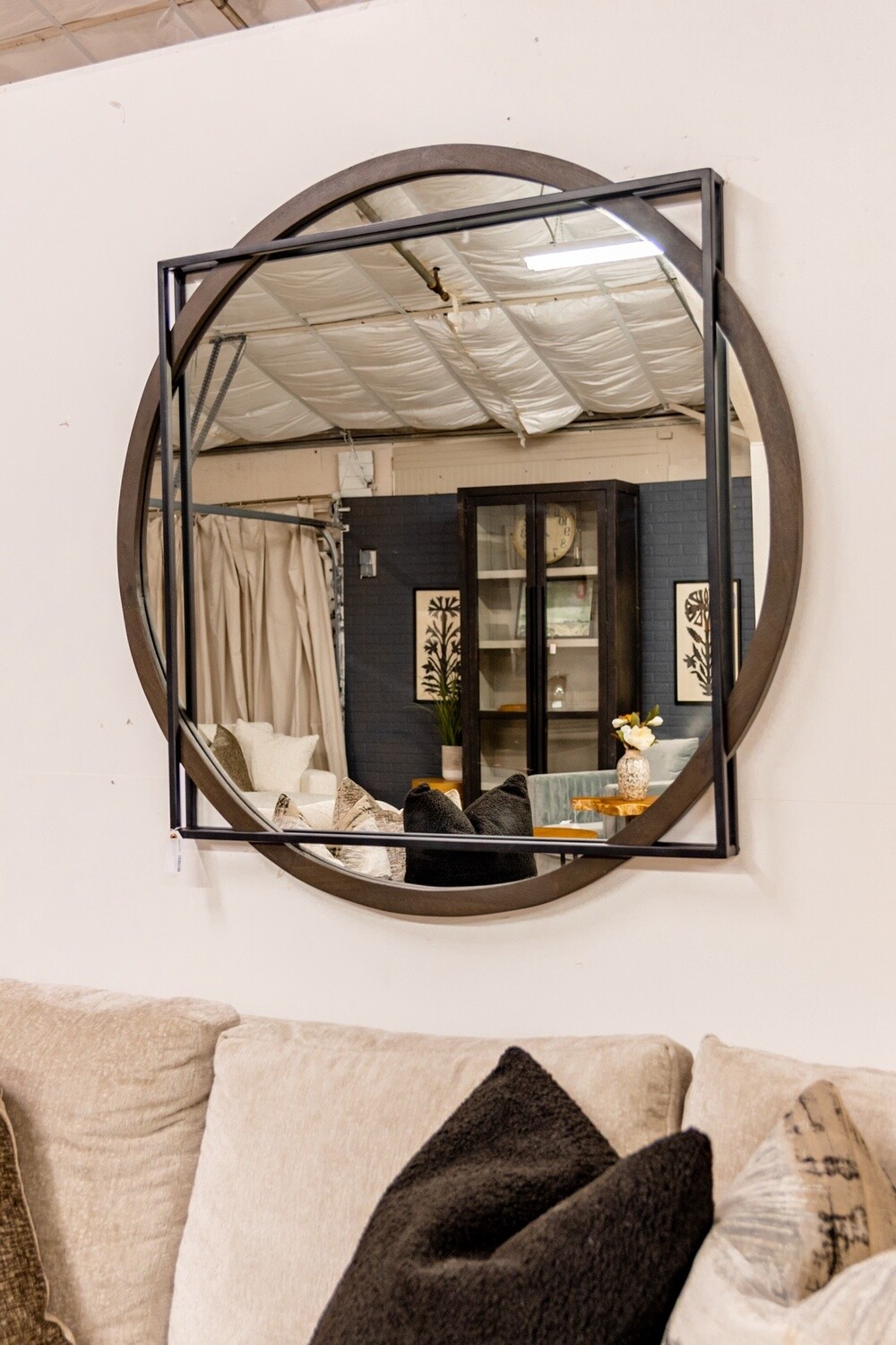 MBW- ROUND SQUARE MIRROR