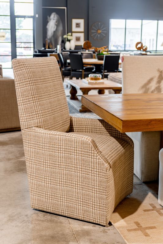 RW2 Plaid Tall Chair W/ Arms