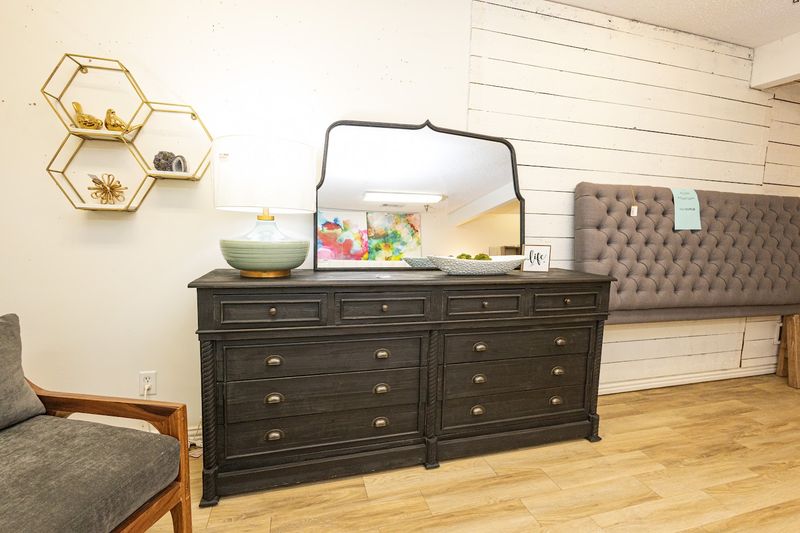 Black Pine Dresser