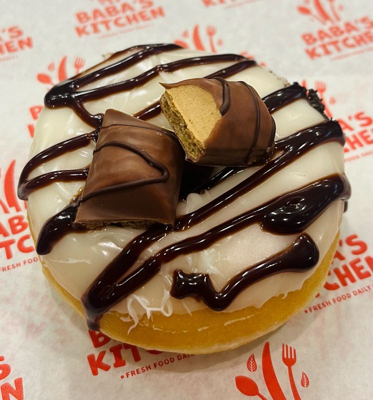 Kinder Bueno Doughnut