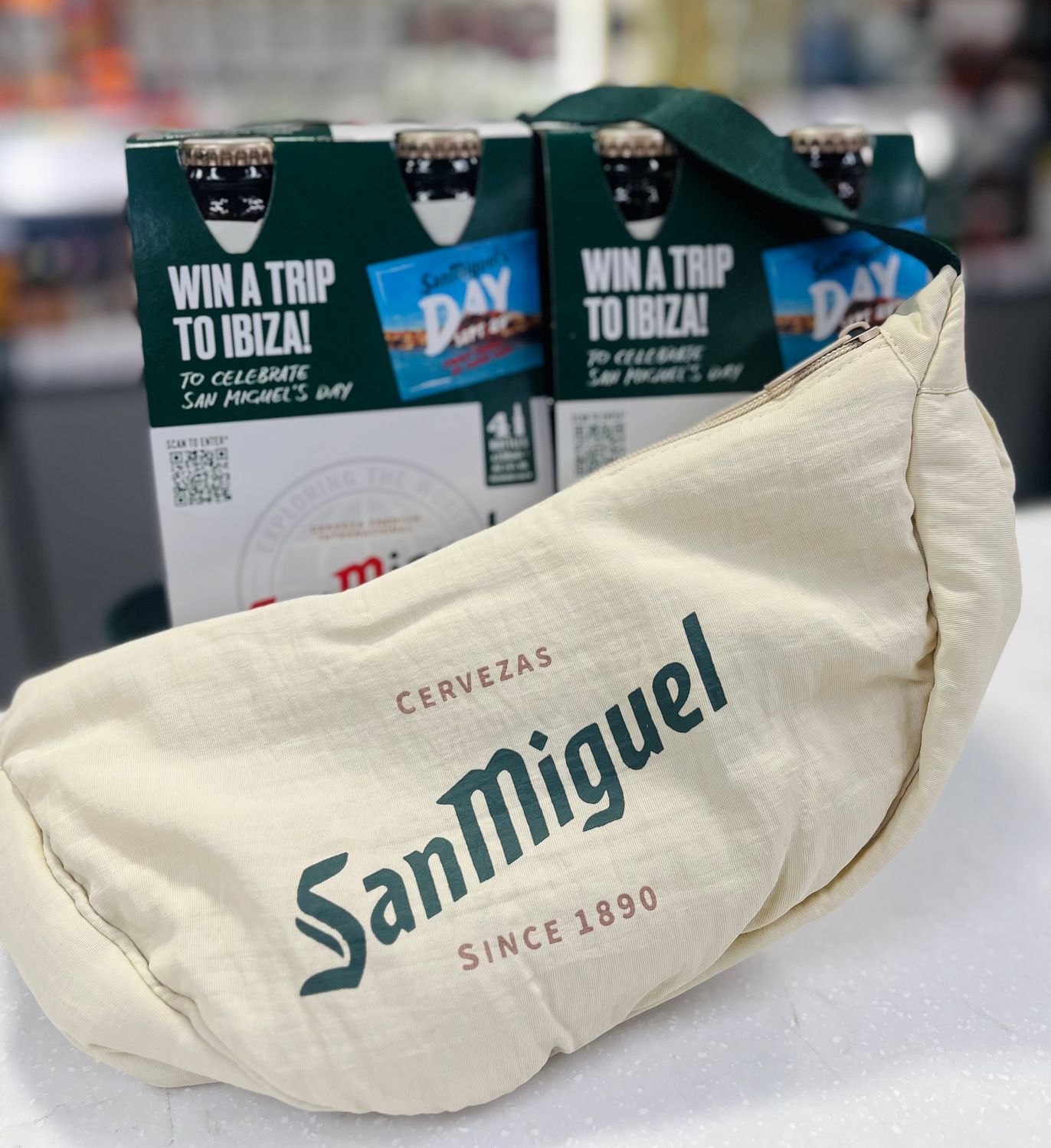 (FREE BUMBAG INCLUDED) San Miguel Premium Beer 4 x 330ml