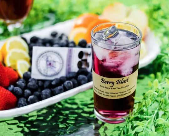 Berry Blast Iced Tea  6 Two Quart Sized Pouches