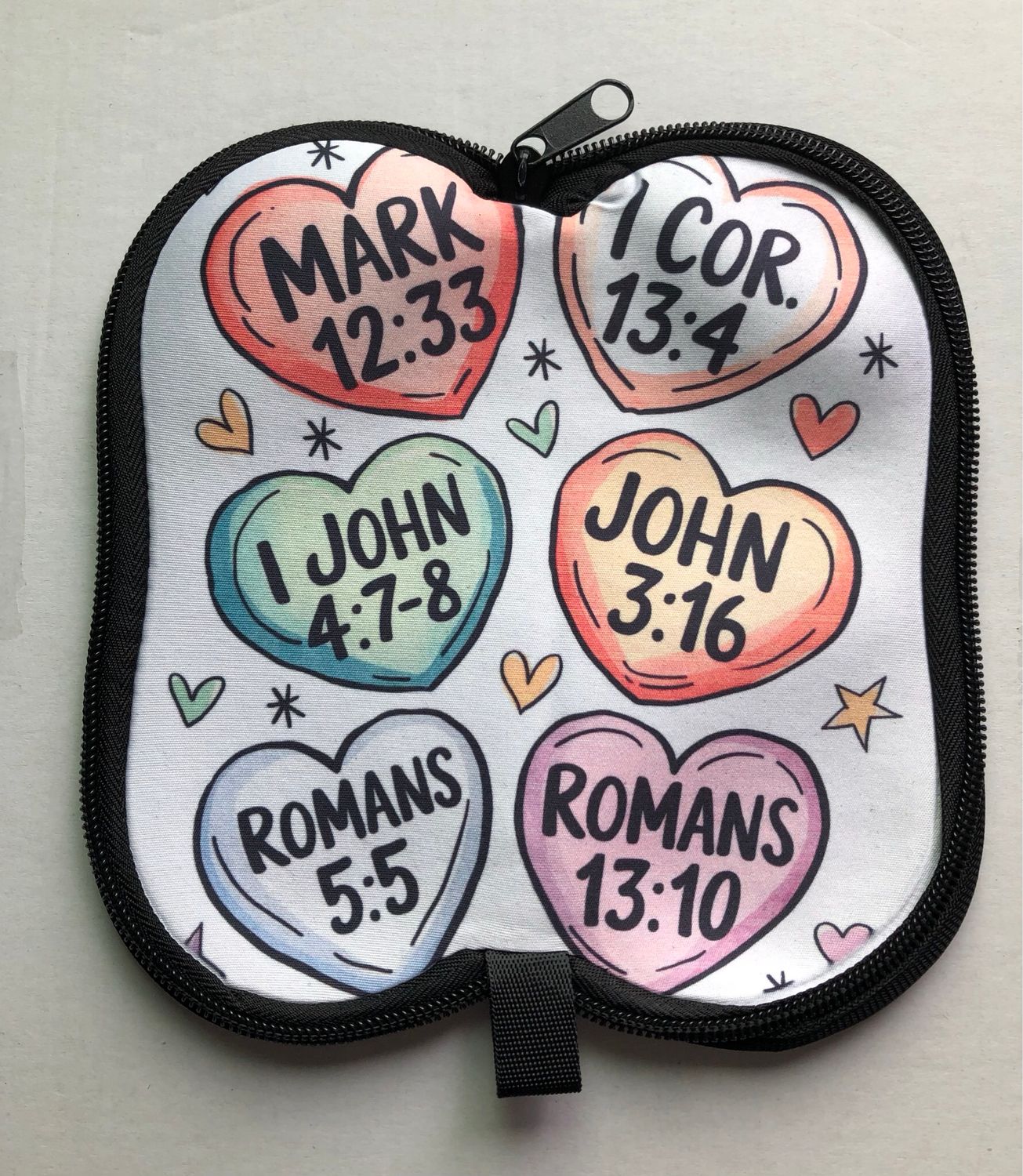 Verses Zip Up Eyeglass Holder