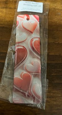 3D hearts bookmark