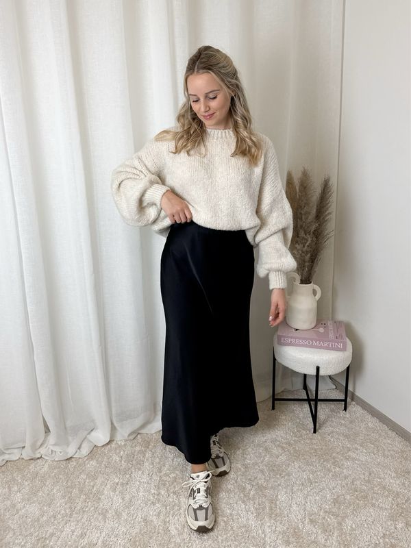SILKY SATIN SKIRT BLACK