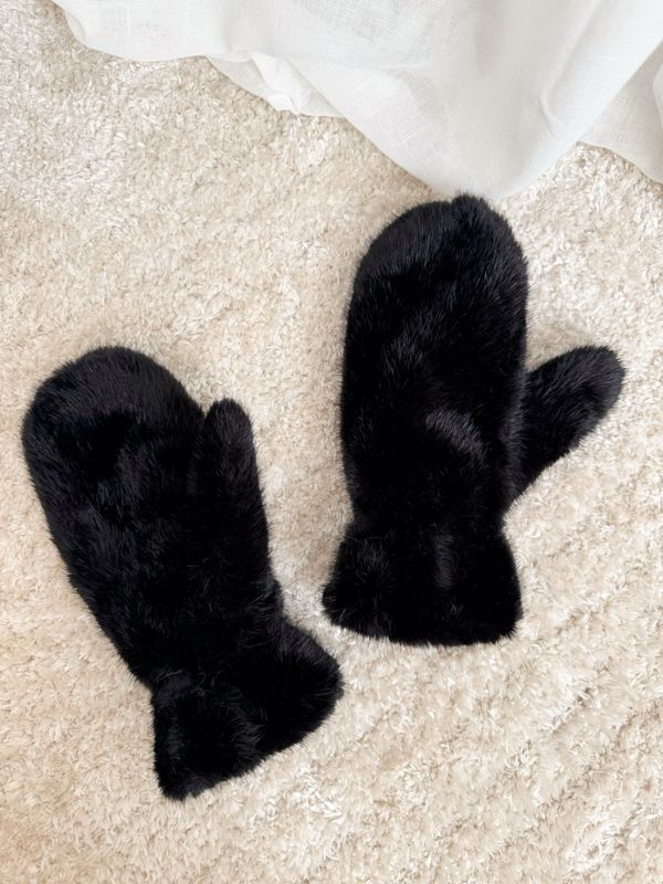 FLUFFY GLOVES BLACK
