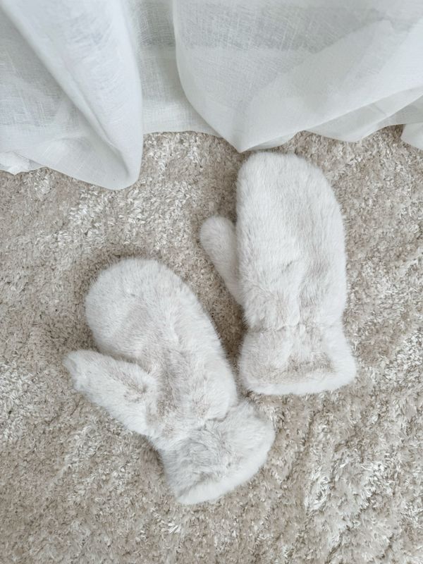 FLUFFY GLOVES ECRU