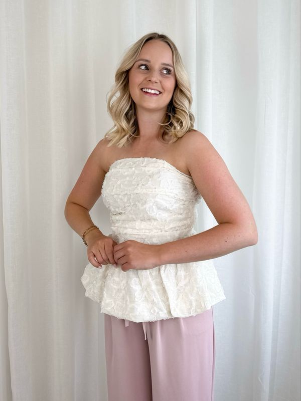 OFF SHOULDER TOP ECRU