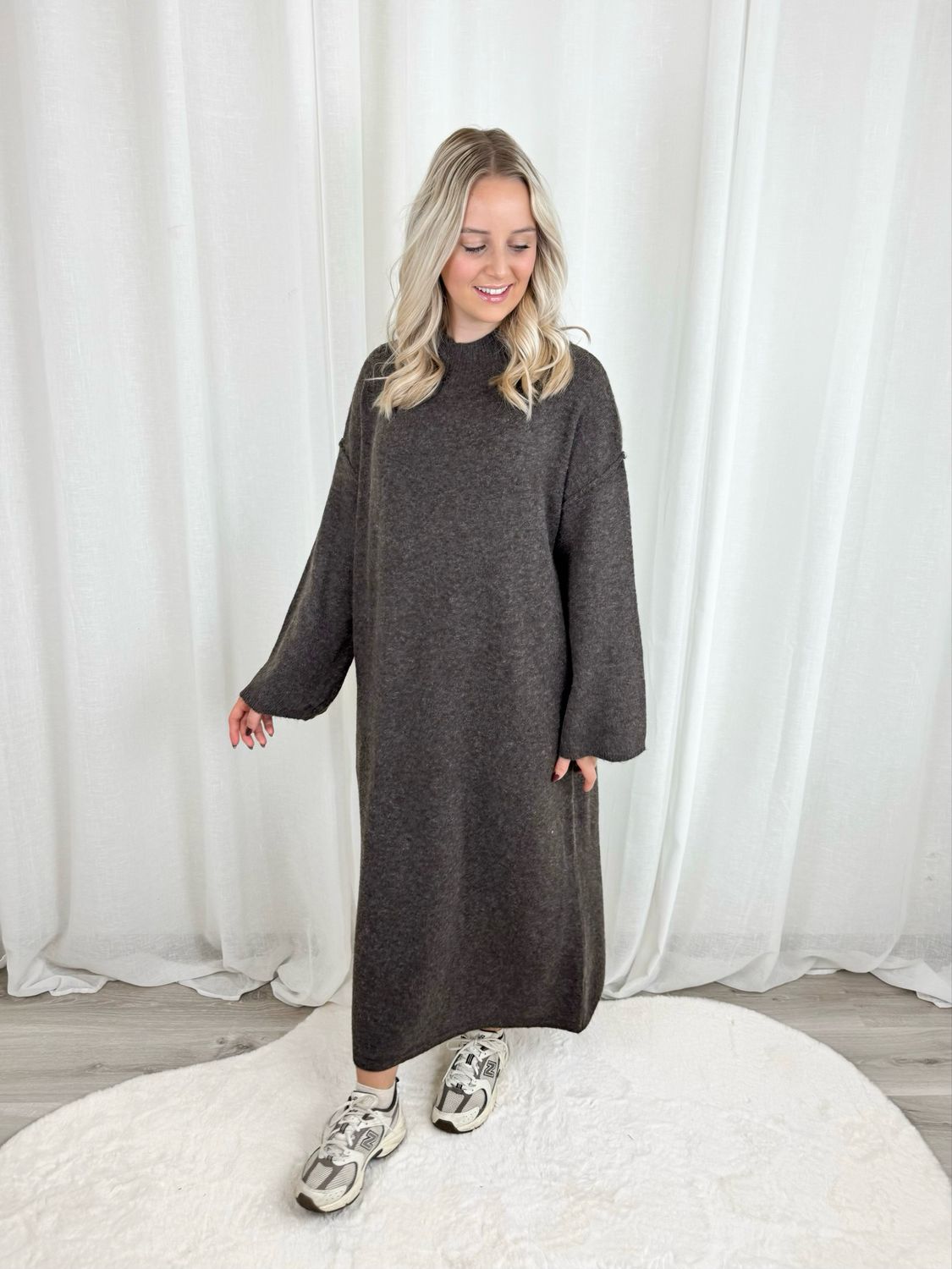 SOFT LONG DRESS BROWN