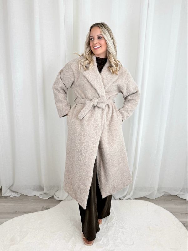 FURRY LONG COAT BEIGE