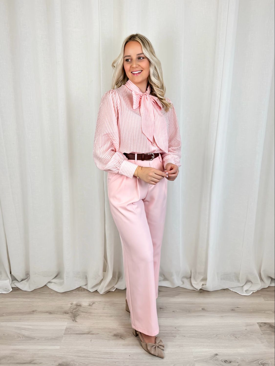 LIGHT PINK TROUSER WITH BELT