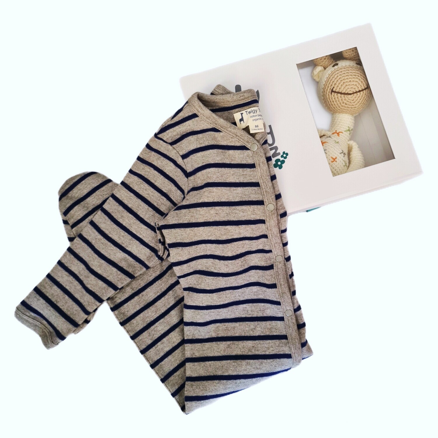 Gift box + Organic Striped All in One + Hand Crocheted Toy Giraffe