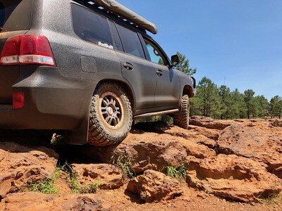 Bud Built | Rock Sliders W/ Kickout | 2008-2021 Land Cruiser