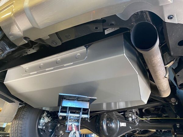 Long Range America - 5th gen 4Runner/ GX460 Auxiliary Fuel Tank - 24 Gallon