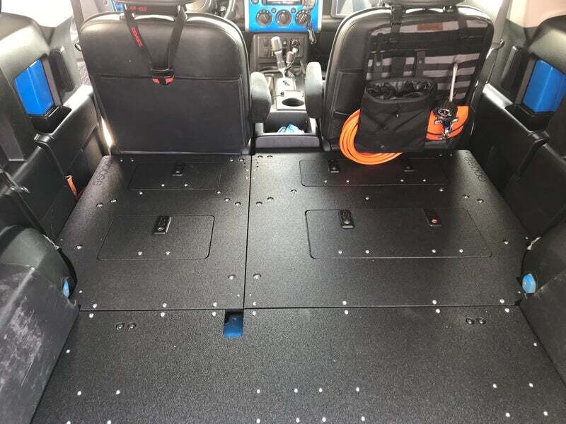 GOOSE GEAR - TOYOTA FJ CRUISER 2006-2014 SECOND ROW SEAT DELETE SYSTEM
