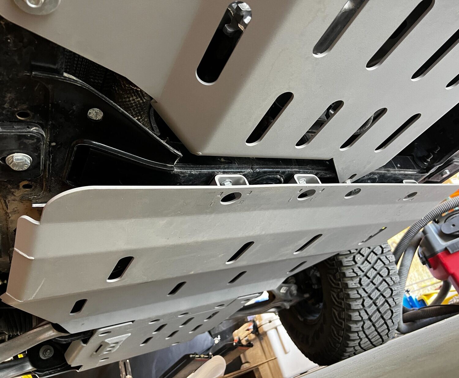 CBI OFFROAD - FORD BRONCO REAR OVERLAND SKID PLATE | 2022