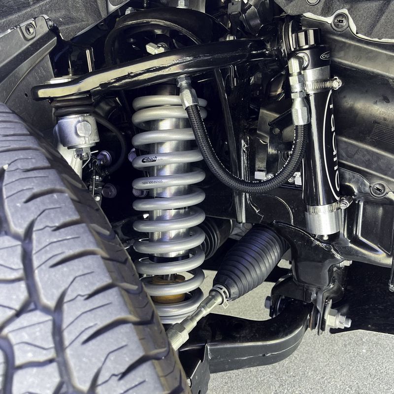 Radflo - OE Replacement 2.5 Front Coilover Kit w/ Remote Reservoirs Toyota Tacoma 2024+