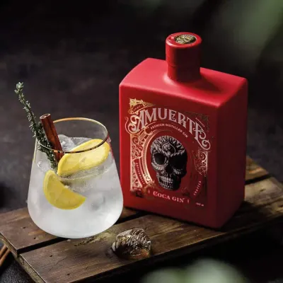 CONFEZIONE GIN AMUERTE RED CON BICCHIERI