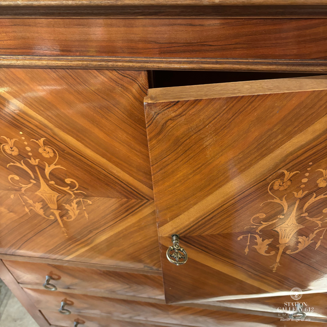 Secretaire intarsiata