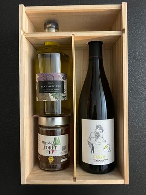 Coffret Cadeau - 1 vin Blanc, 1 Pot de Miel artisanale et une Huile d&#39;olive Bio Corse