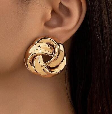 Ayan Love Knot Earrings