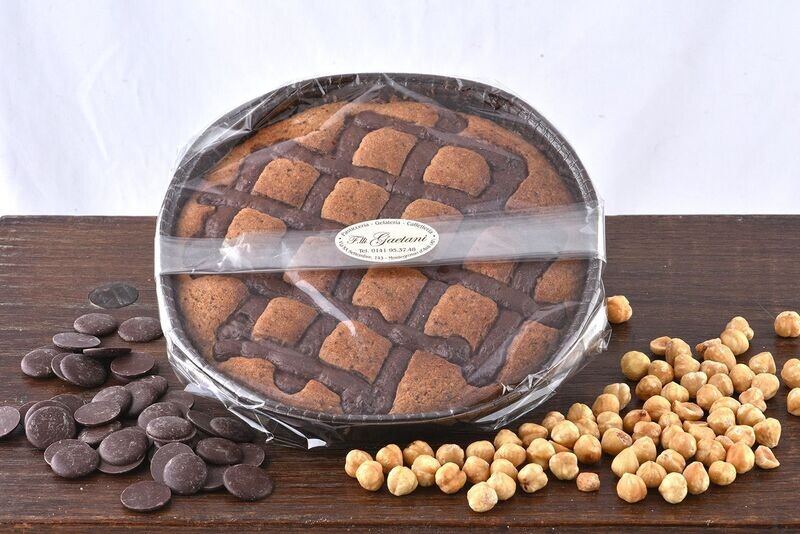 Torta di nocciole con cioccolato