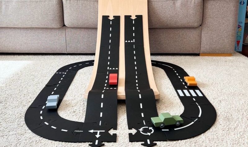 مسارات سيارات سيلكون (٢٤ قطعة)|silicon Car Tracks 24 Pcs Set مسارات سيارات سيلكون (٢٤ قطعة)|silicon Car Tracks 24 Pcs Set