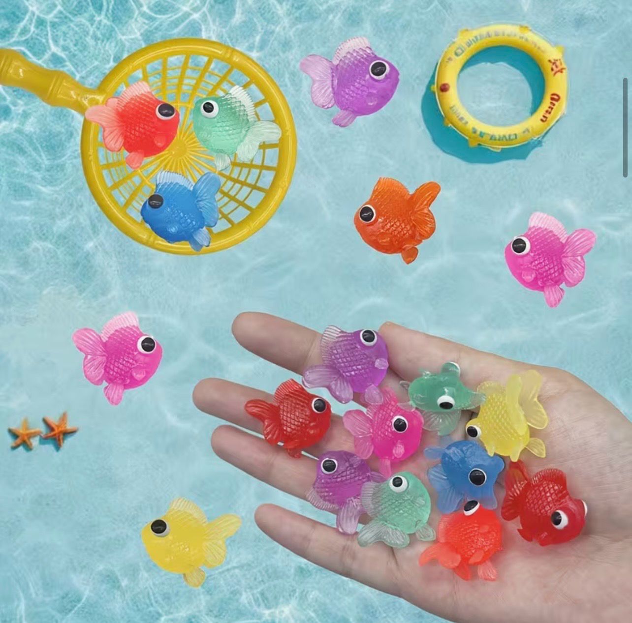 14 pcs goldfish +1 net water toy set | مجموعة ألعاب مائية مكونة من 14 سمكة ذهبية + شبكة واحدة