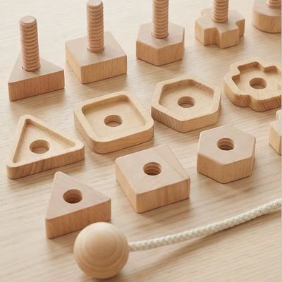 لعبة ضم وفك وتركيب الأشكال الخشبية | wooden shape assembly and disassembley toy threading لعبة ضم وفك وتركيب الأشكال الخشبية | wooden shape assembly and disassembley toy threading