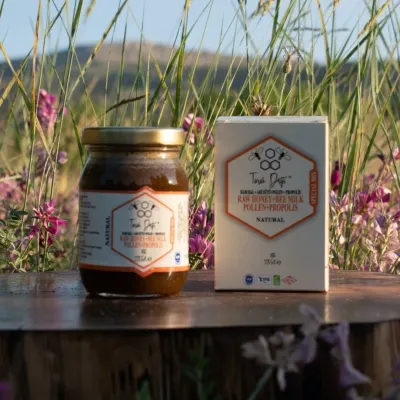 Royal Jelly + Honey + Pollen + Propolis Mixture