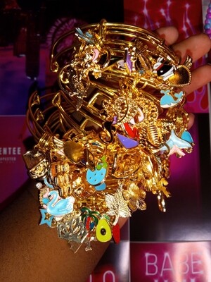 Gold Beauty Bangles