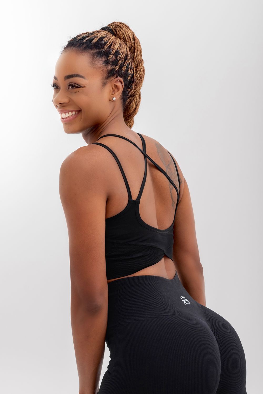 Introducing the Empire Glamor Collection our best-selling women&#39;s Gym set available in black color