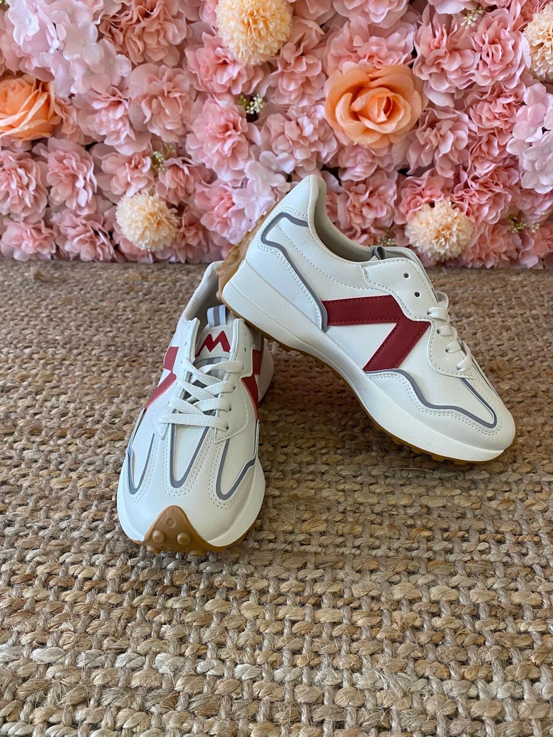 Nina Sneakers Wine Red