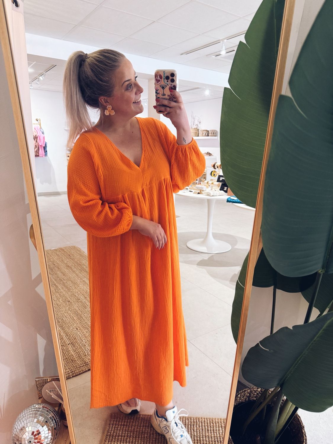 Cyril Tetra Jurk Oranje