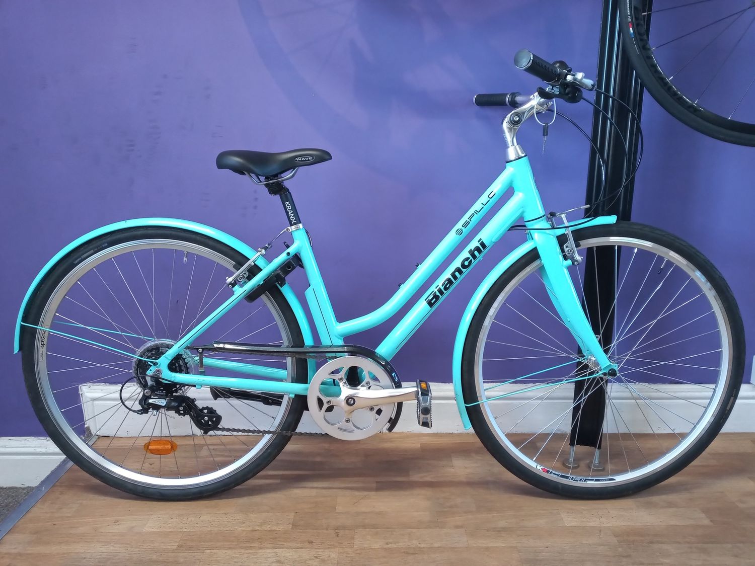 Reconditioned Bianchi Classic Hybrid / Small