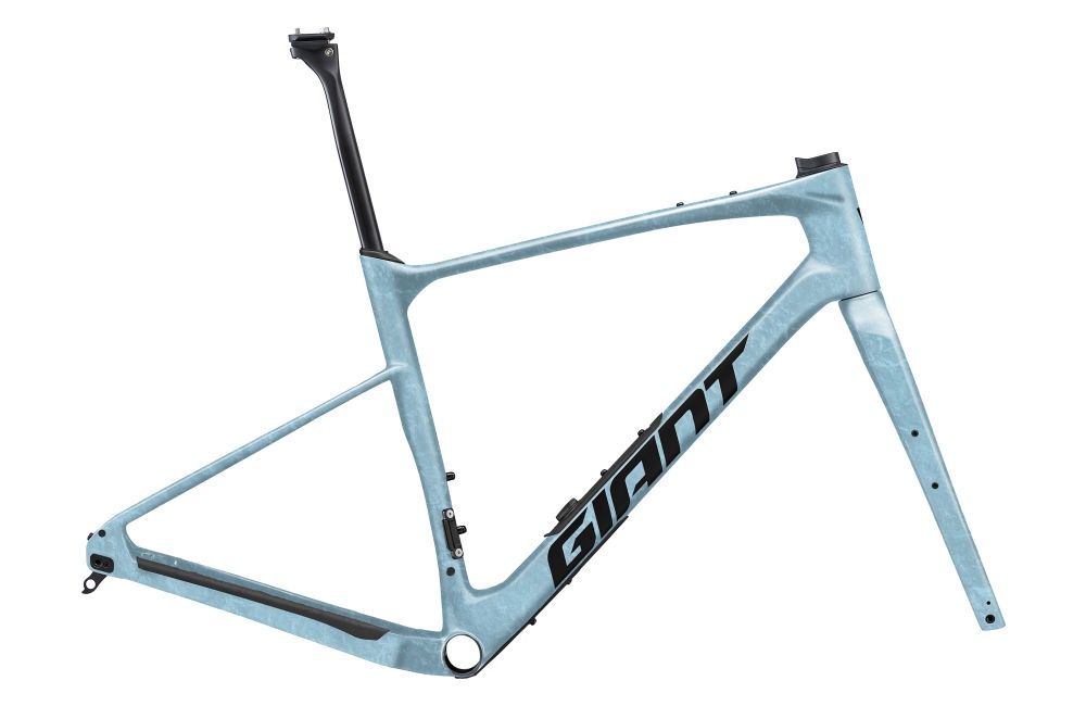 Giant Revolt Advanced Pro Frameset (2025)