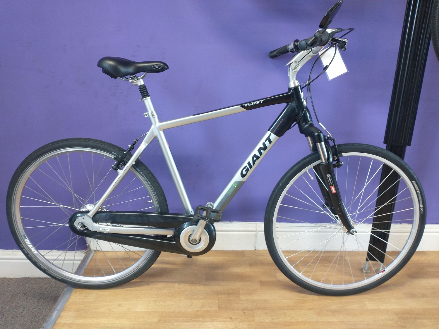 Reconditioned Giant Twist Esprit / Large