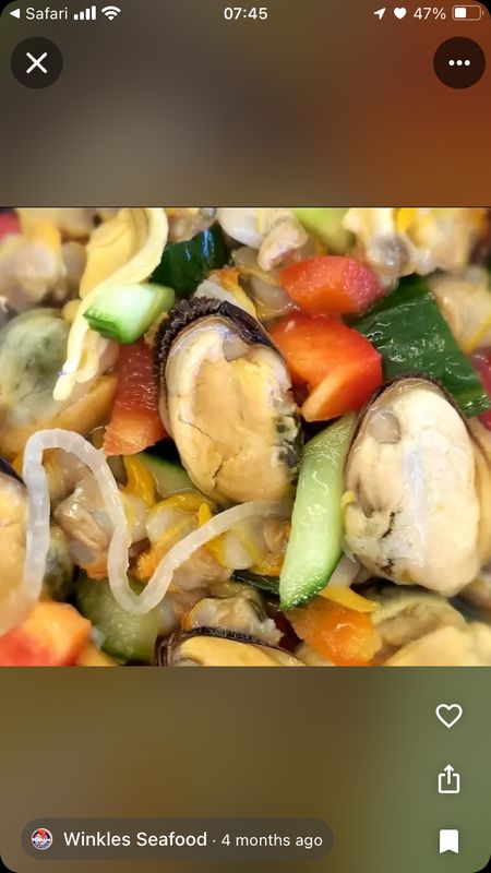 Cockle &amp; Mussel Salad (Medium)