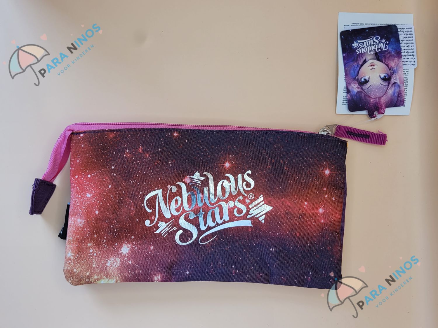 Etui Nebulous Stars Petulia Rood