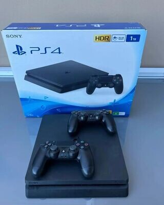 PS4 SLIM 1TB