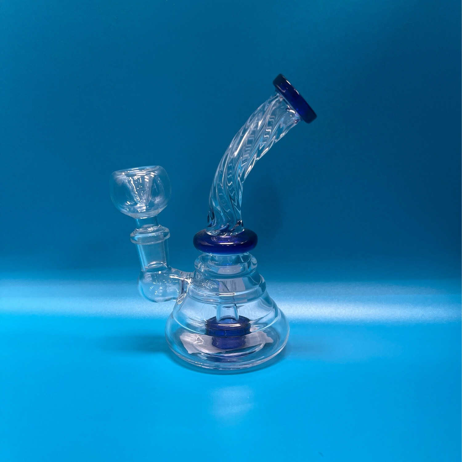 Rippled Bottle Tip Waterpipe