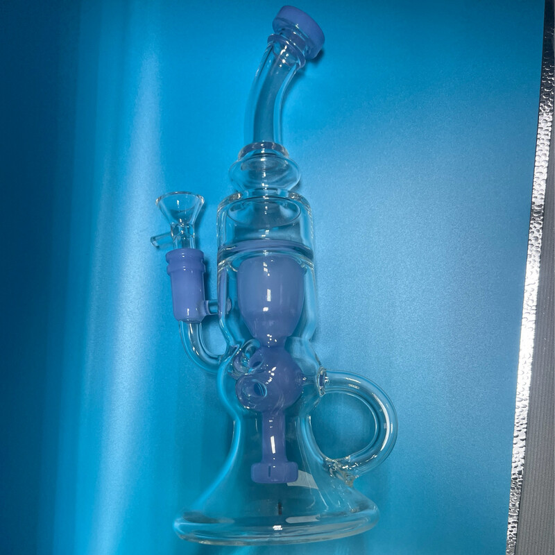 Trophy Waterpipe w/ Handle