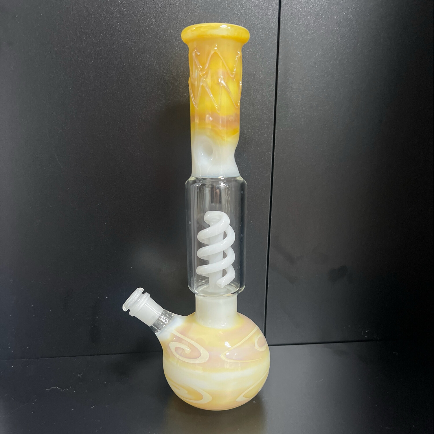 Chroma Spiral Bulb Waterpipe