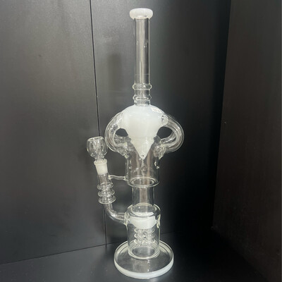 18" SDWB White Loop Waterpipe